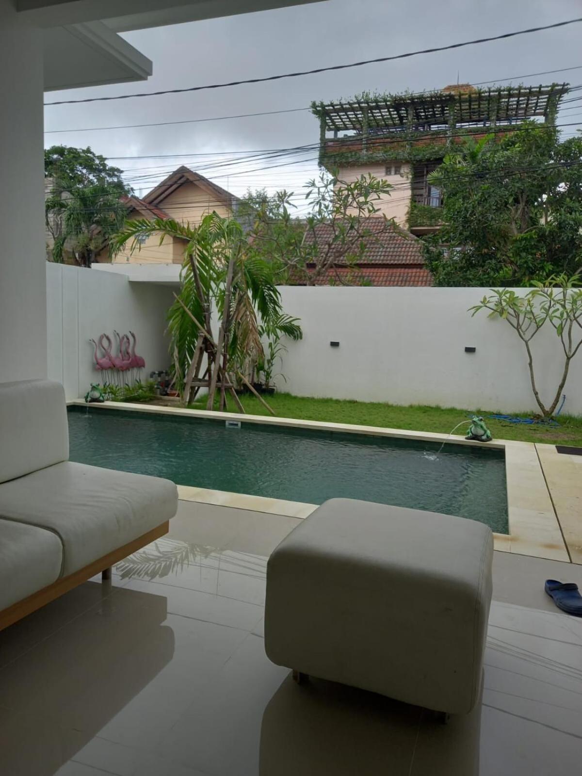 Cozy Mumbul Villa